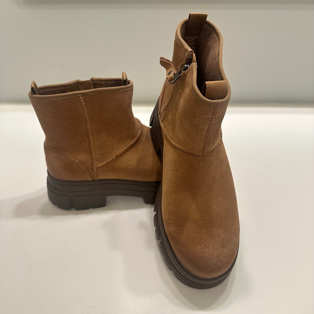 UGG Ashton Ankle Boots Chestnut Brown Suede Waterproof Lug Sole 1135017 Mens 7